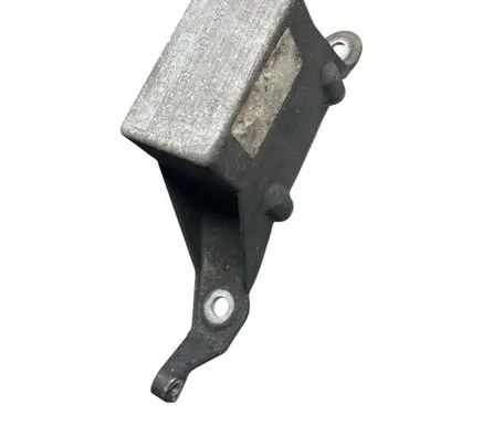 Volvo S60 Engine mount bracket 30645159 30636732