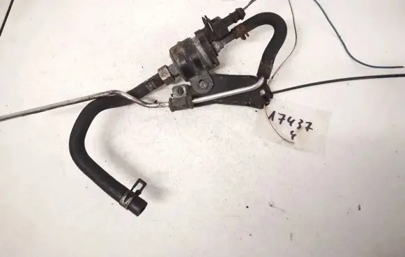 Toyota Avensis T250 Valve vacuum 