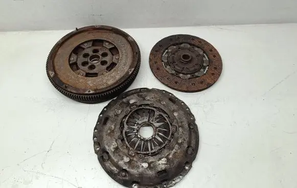Volkswagen PASSAT B6 Clutch set kit 324035510