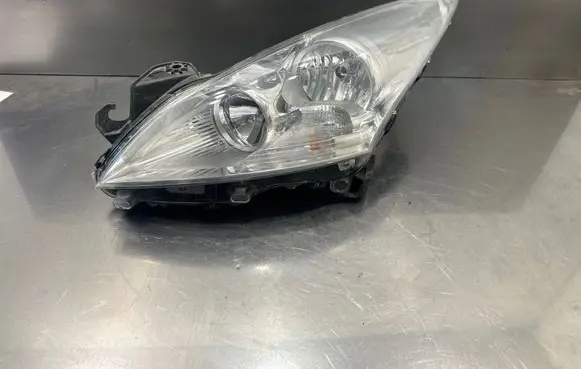 Peugeot 5008 Headlight/headlamp 9682519180 89903106