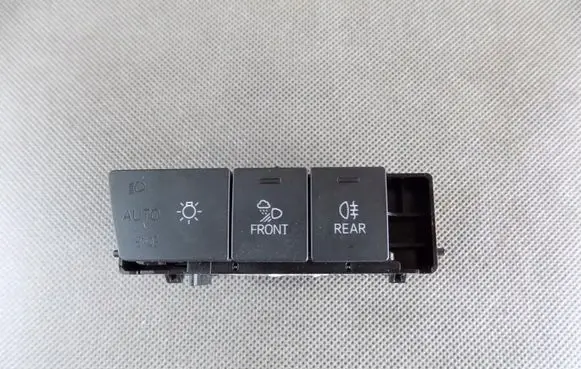 Fog light switch