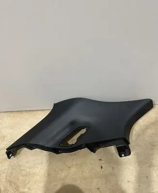 (C) pillar trim