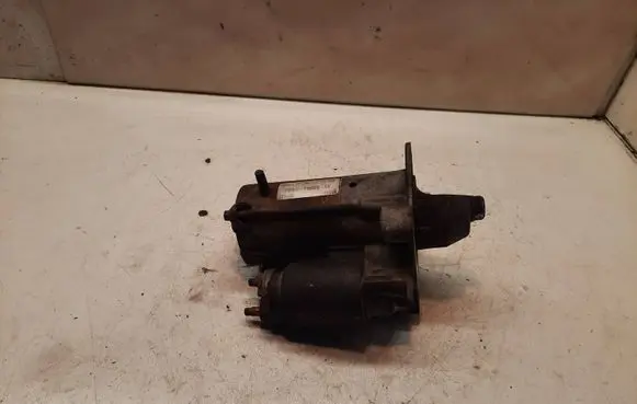 Ford Fiesta Starter motor 2S6U11000EE 725651