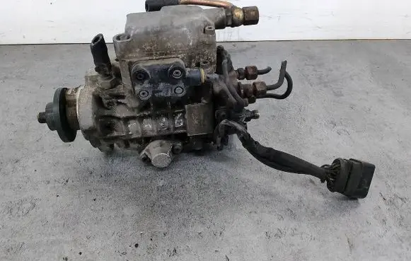 Fuel injection high pressure pump