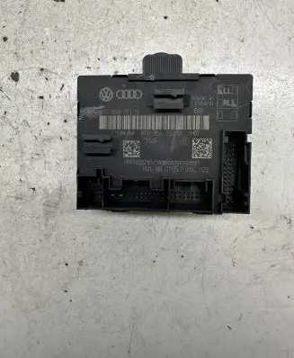Audi A4 S4 B8 8K Door control unit/module 8T0959793N 8T0959793B