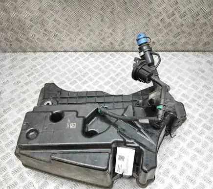 Mercedes-Benz E W213 AdBlue liquid reservoir A2134705402 A0994712500