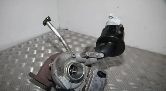 Mercedes-Benz Sprinter W906 Turbo A6510900186 6510900186