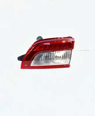 Subaru Outback (BS) Tailgate rear/tail lights 946073