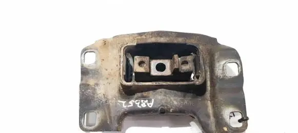 Volvo S40 Engine mount bracket 349249l