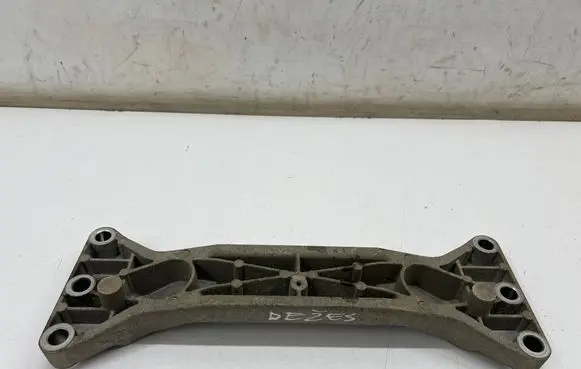 KIA Stinger Gearbox mounting bracket 21735J5500