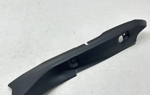 Fender end trim