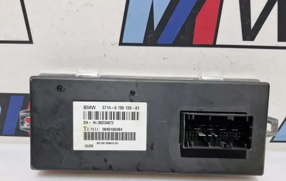 BMW 5 E60 E61 Suspension control unit/module 6786139