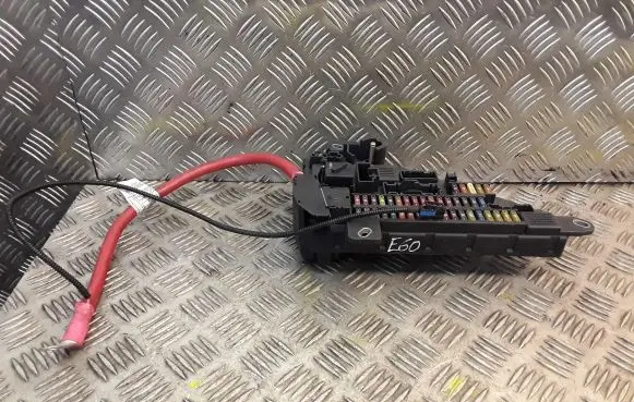 BMW 5 E60 E61 Fuse box set 6906618
