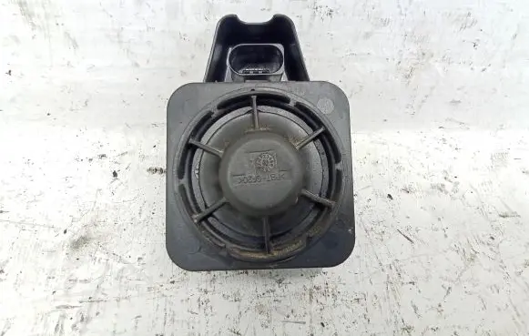 Mazda 3 III Alarm system siren 4767SB1 61141981