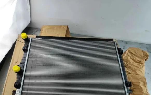Volkswagen Tiguan Allspace Coolant radiator 5Q0121251GR