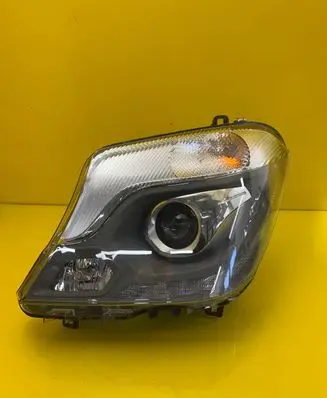 Mercedes-Benz Sprinter W906 Headlight/headlamp A9068206200
