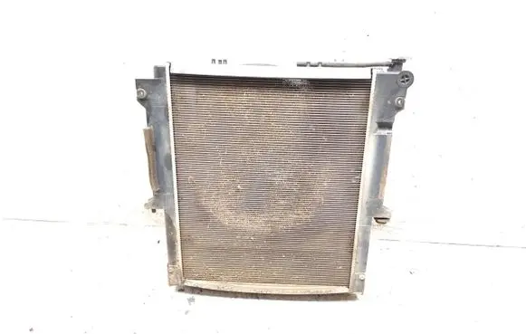 Mitsubishi L200 Coolant radiator 1350A346 TG422133-9261