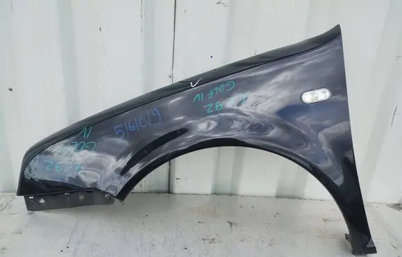 Volkswagen Golf IV Fender 56C9