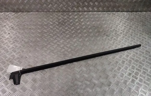 Mercedes-Benz V Class W447 Sliding door rubber seal A4477310380