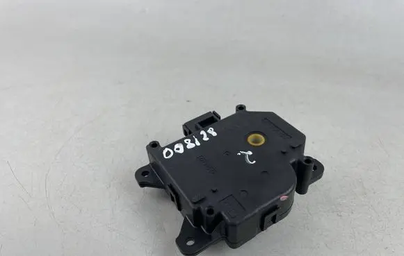 Subaru Outback Air flap motor/actuator 0638000030