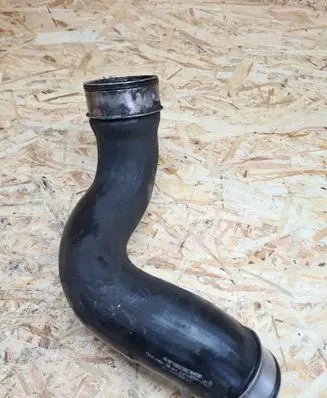 Mercedes-Benz E W211 Intercooler hose/pipe A2115282282