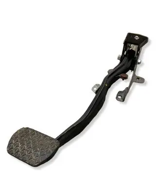 Mazda CX-3 Brake pedal 
