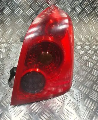 Nissan Primera Rear/tail lights