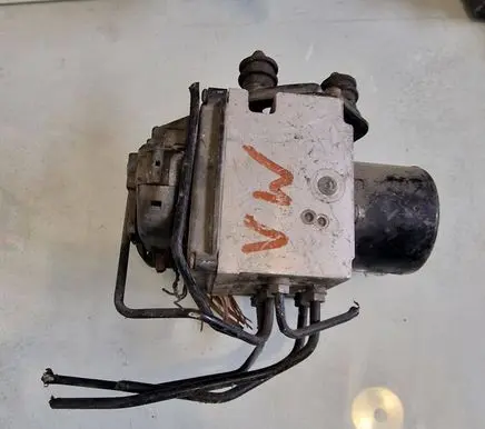 Volkswagen PASSAT B7 ABS Pump 3c0614109c