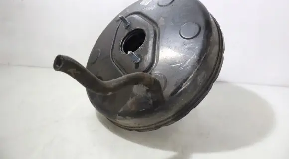 Hyundai i40 Brake booster