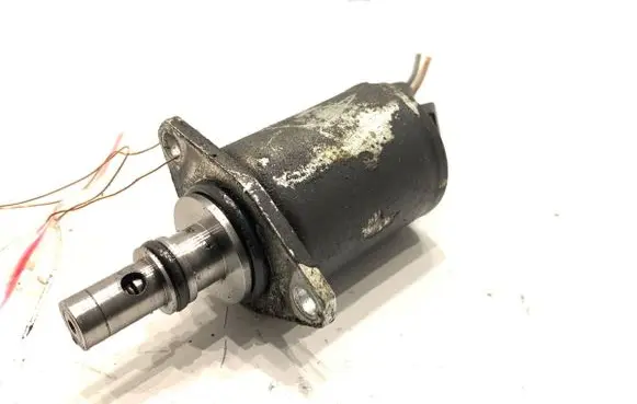 Citroen C4 I Picasso Fuel pressure regulator 13150352