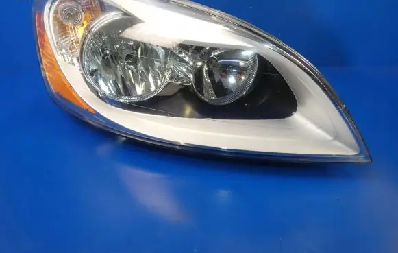 Volvo XC60 Headlight/headlamp