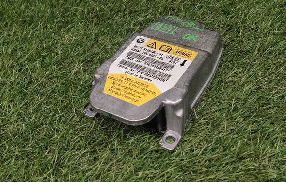 BMW 5 E60 E61 Airbag control unit/module 9145400 6577914540001 220443105
