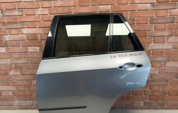 BMW X5 E70 Rear door 7261481