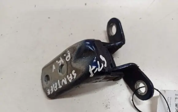 Hyundai Santa Fe Front door upper hinge