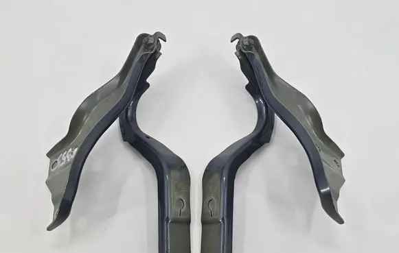 Audi A5 Engine bonnet/hood hinges 8B3823301A 8B3823302A