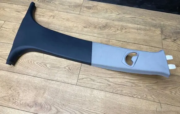 BMW 3 E90 E91 (B) pillar trim (top) 7058336 7058338