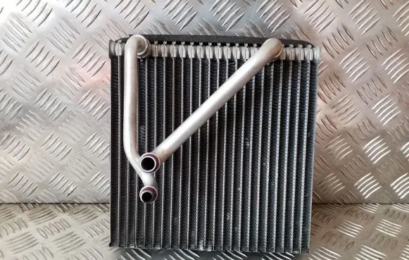 Air conditioning (A/C) radiator (interior)
