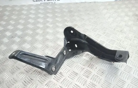 Audi A6 S6 C6 4F Intercooler pipe mounting bracket 4F0145813F