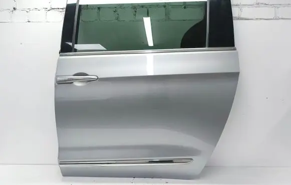 Chrysler Pacifica Side sliding door 