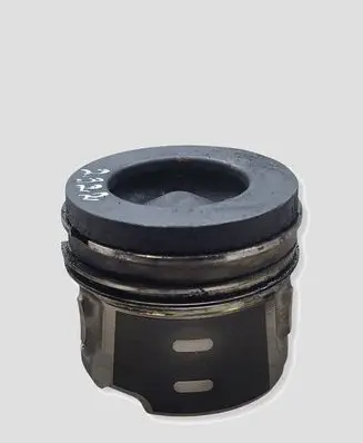 Volvo V40 Piston D4162T