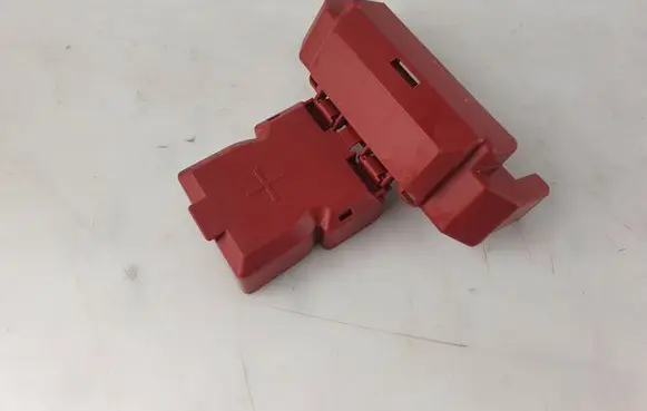 Nissan X-Trail T32 Battery box tray cover/lid 