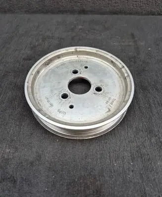 Audi A6 S6 C6 4F Power steering pump pulley 06D145255B