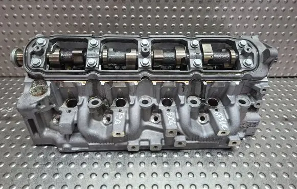 Renault Scenic II - Grand scenic II Engine head S27635655 F9Q804