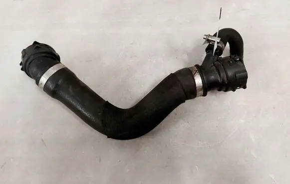 BMW 5 E60 E61 Engine coolant pipe/hose 7792321