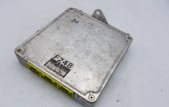 Mazda 626 Engine control unit/module F24818881E F248 0797001G22