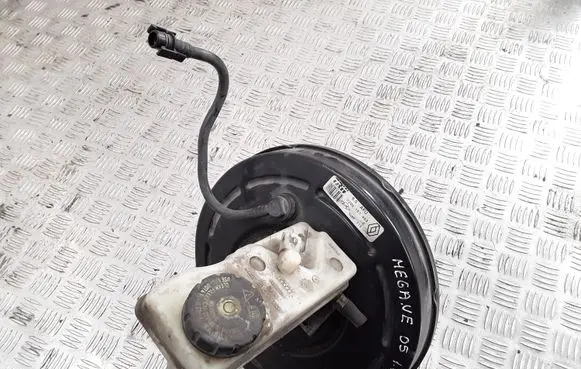 Renault Megane II Brake booster 8200157453
