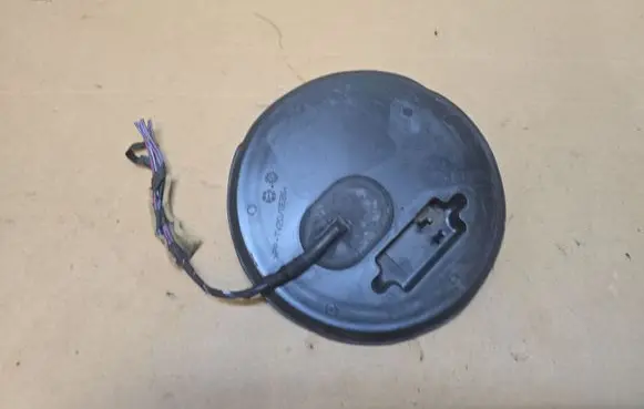 Volkswagen PASSAT B6 Fuel tank cap trim 3C0971839