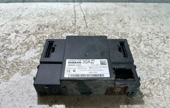 Nissan Pathfinder R51 Comfort/convenience module 284B2EB30A DB01752 5WK48922