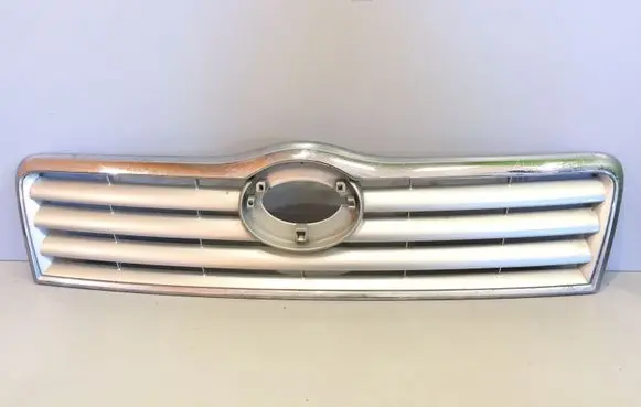 Toyota Avensis T250 Front bumper upper radiator grill 531140D060 32320010