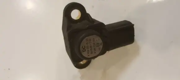 Mercedes-Benz CLS C219 Air pressure sensor A0061531528 0261230144